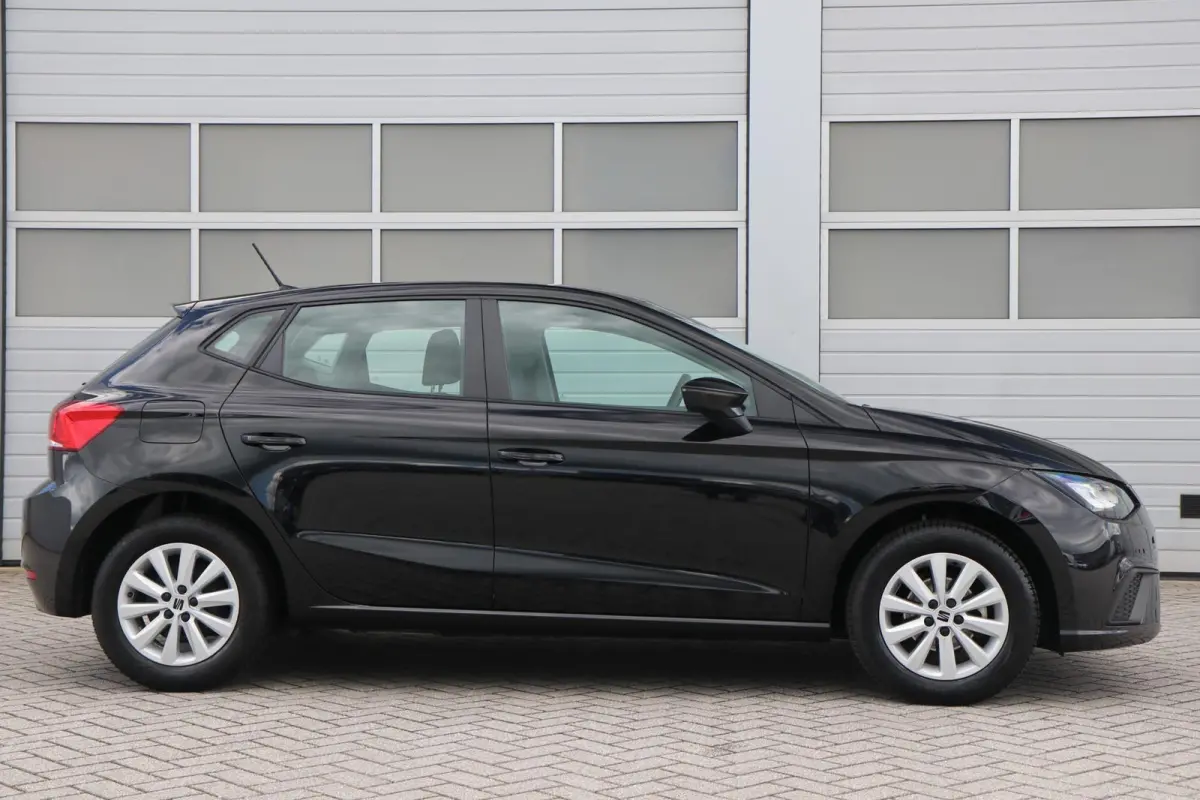 1.0 TSI 95pk Style | Clima | Navigatie | Apple Carplay/Android Auto | Parkeersensoren achter