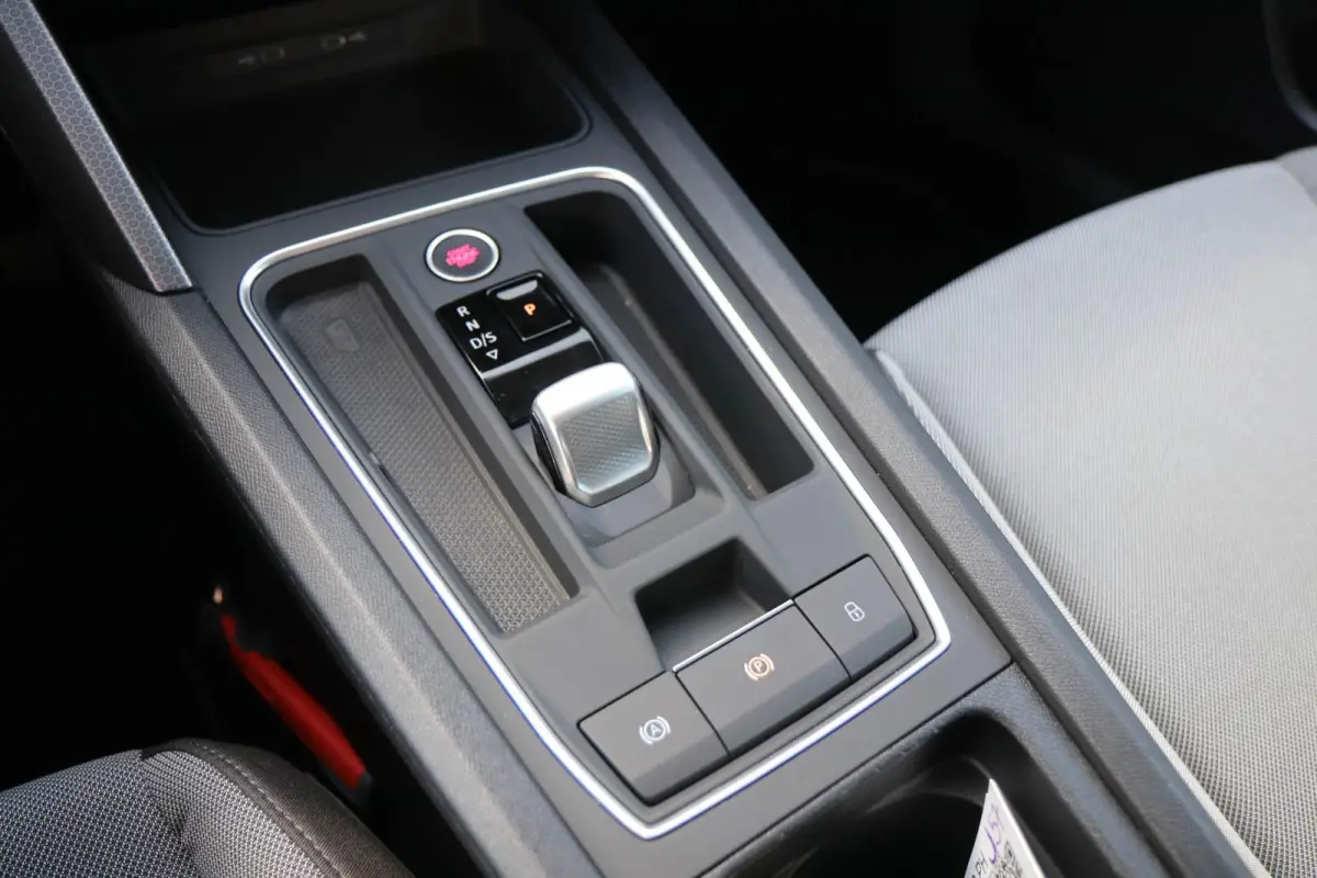 1.0 eTSI 110pk DSG Style Business Intense | Trekhaak | Camera | Adaptieve Cruise | Navigatie