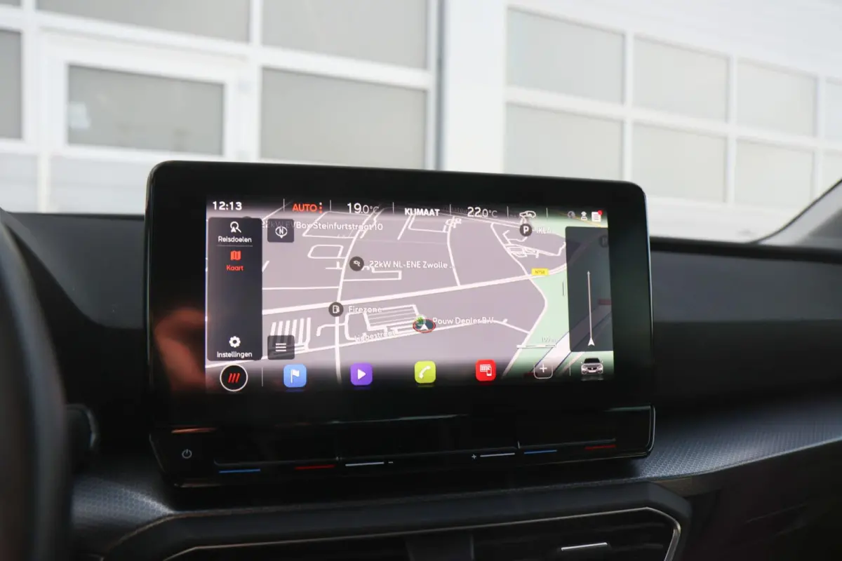1.0 eTSI 110pk DSG Style Business Intense | Trekhaak | Camera | Adaptieve Cruise | Navigatie