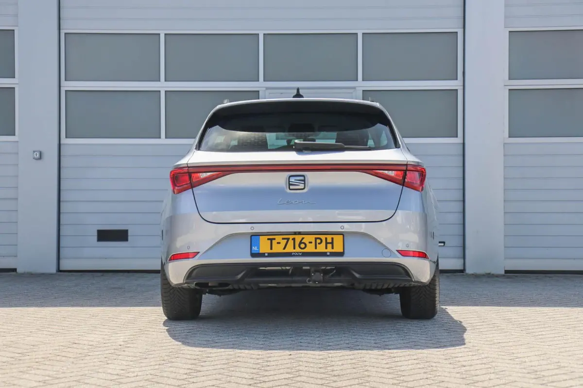 1.0 eTSI 110pk DSG Style Business Intense | Trekhaak | Camera | Adaptieve Cruise | Navigatie