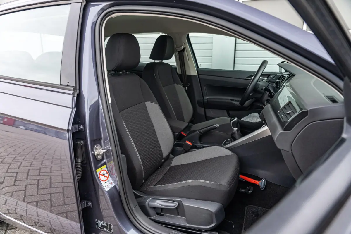 1.0 TSI 95pk Life | App Connect | Parkeersensoren | LED Verlichting | Adaptieve Cruise