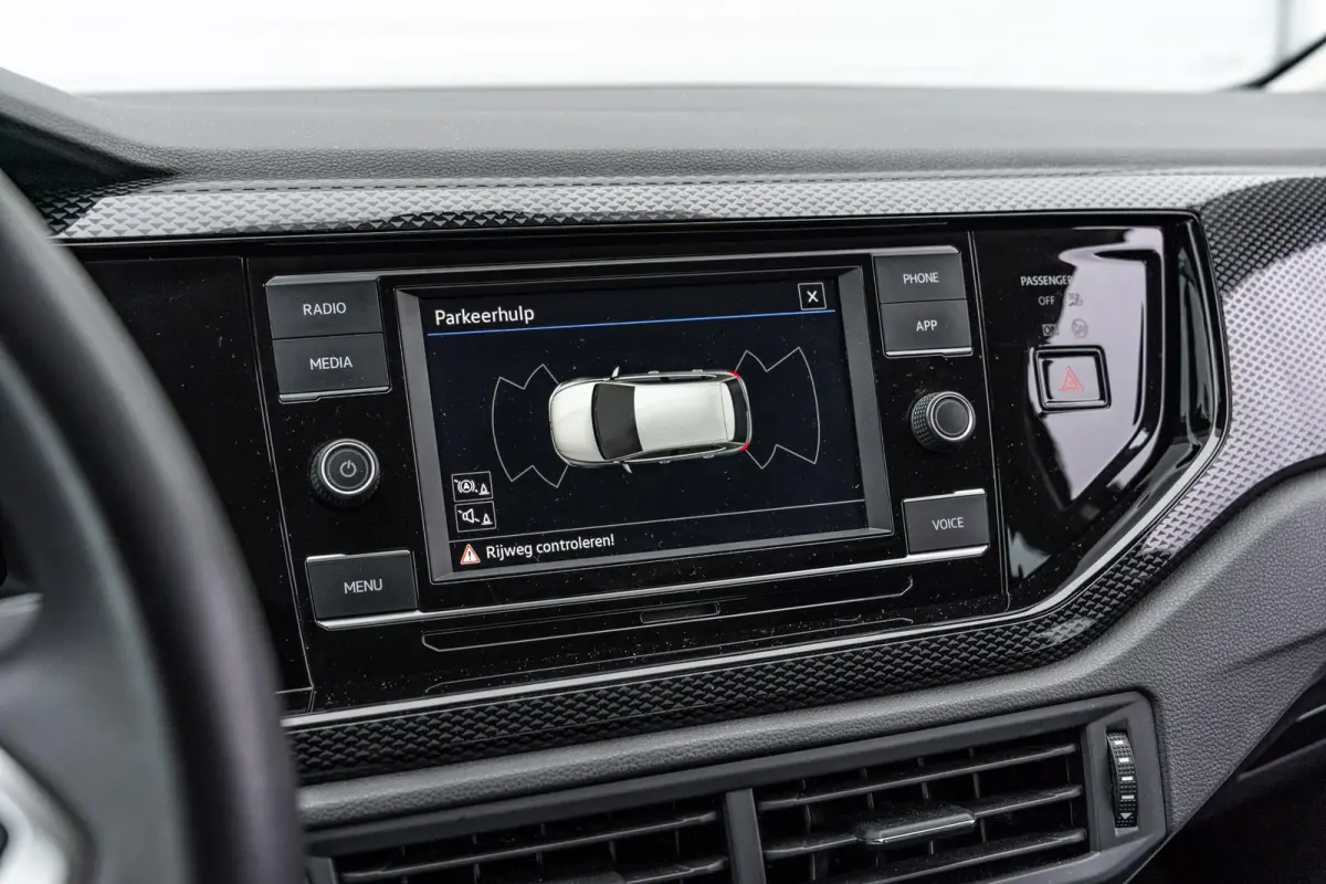 1.0 TSI 95pk Life | App Connect | Parkeersensoren | LED Verlichting | Adaptieve Cruise