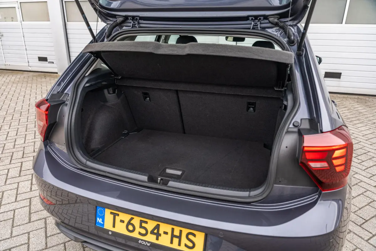 1.0 TSI 95pk Life | App Connect | Parkeersensoren | LED Verlichting | Adaptieve Cruise