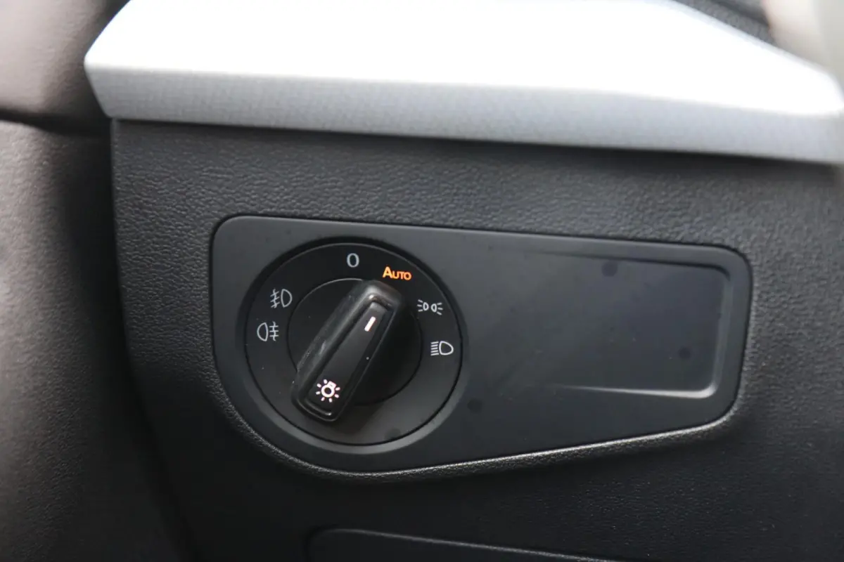 1.5 TSI 150pk DSG Style Business Intense | Trekhaak | Stoelverwarming | Navigatie | Achteruitrijcamera