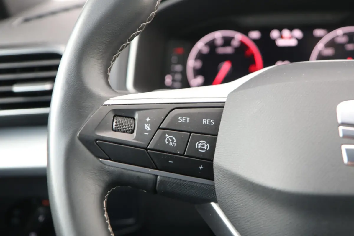 1.5 TSI 150pk DSG Style Business Intense | Trekhaak | Stoelverwarming | Navigatie | Achteruitrijcamera