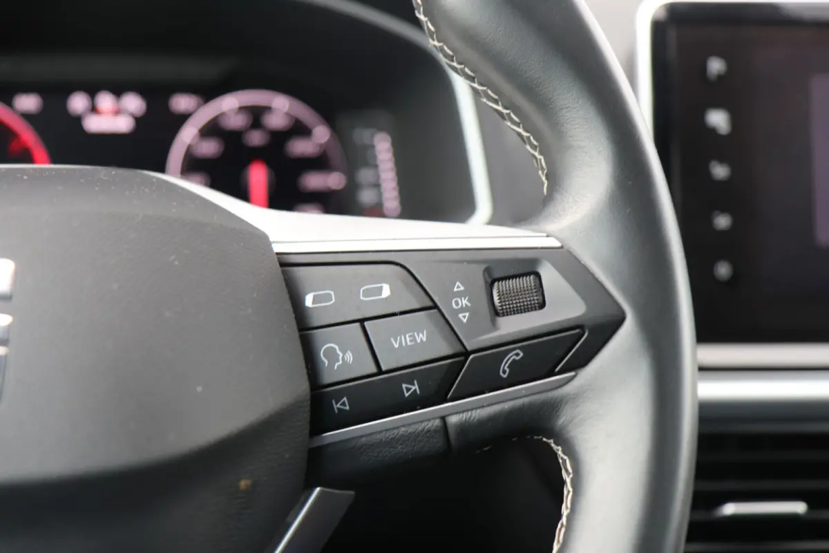 1.5 TSI 150pk DSG Style Business Intense | Trekhaak | Stoelverwarming | Navigatie | Achteruitrijcamera