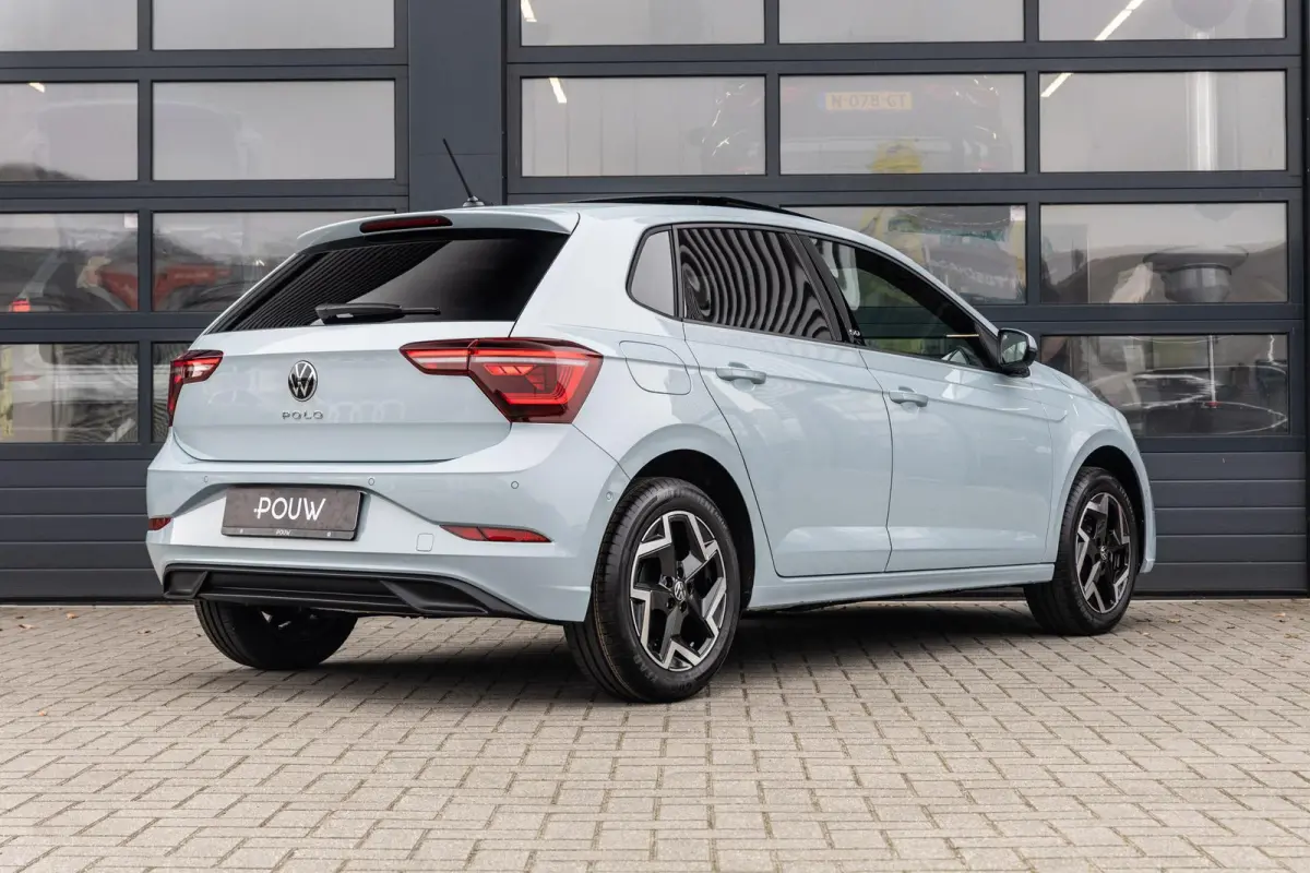 1.0 TSI 95pk DSG Edition 50 | Panoramadak | 16'' Velgen