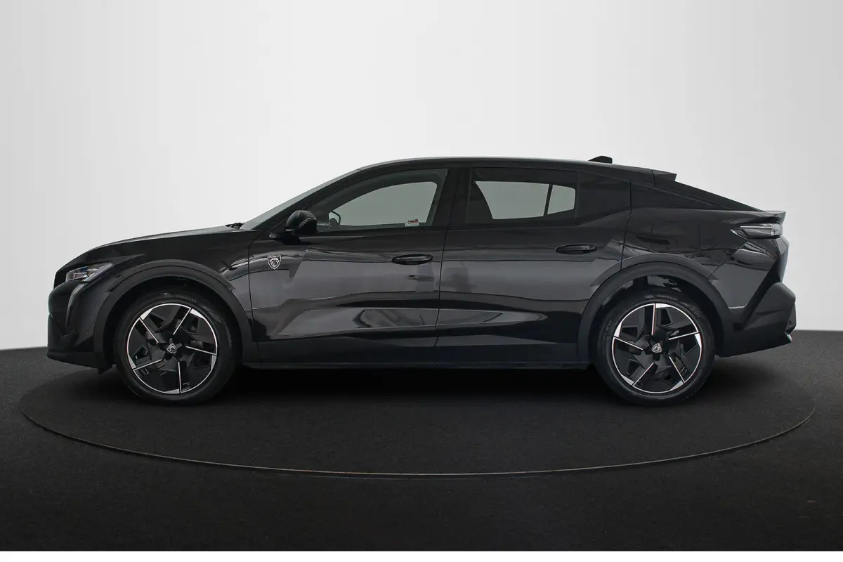 1.6 HYbrid 225 EAT8 GT FOCAL Alcantara Massage 360 Camera