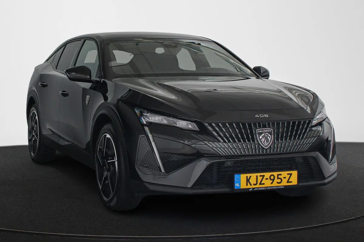 1.6 HYbrid 225 EAT8 GT FOCAL Alcantara Massage 360 Camera