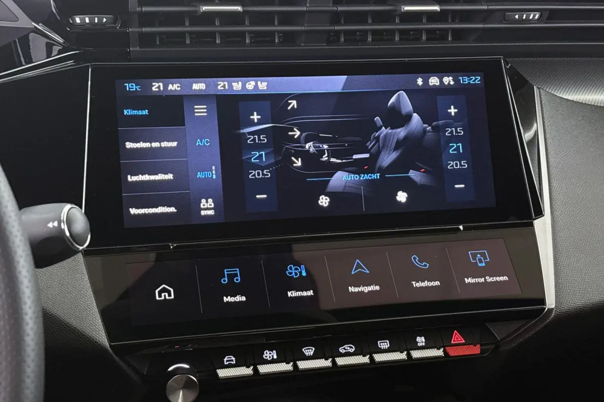 1.6 HYbrid 225 EAT8 GT FOCAL Alcantara Massage 360 Camera