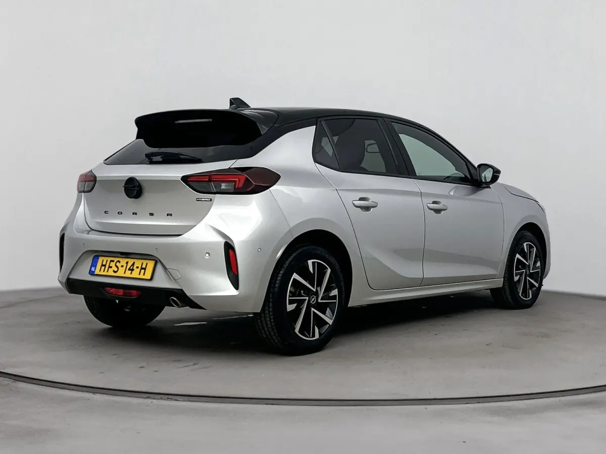 1.2 110pk Hybrid GS | Digitale cockpit | Lichtmetalen velgen | Climate control | Extra getinte ramen achter | Dodehoeksysteem |