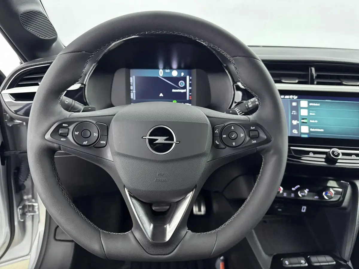 1.2 110pk Hybrid GS | Digitale cockpit | Lichtmetalen velgen | Climate control | Extra getinte ramen achter | Dodehoeksysteem |