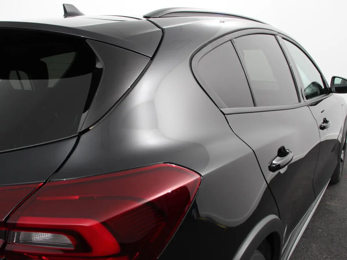 1.0 EcoBoost 155pk Hybrid Automaat Active X Navigatie Climate Control Camera Parkeer sensoren B&O Dab Led Lichtmetalen velgen