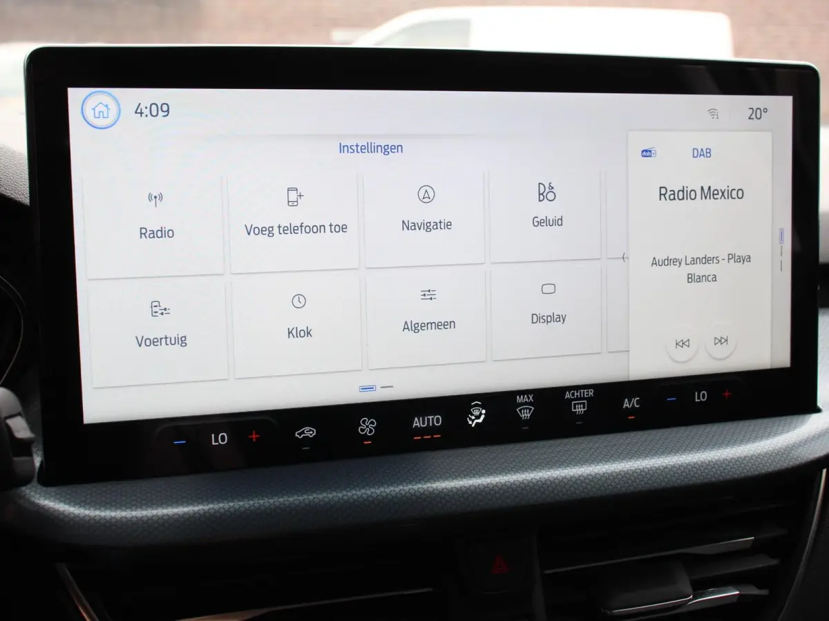 1.0 EcoBoost 155pk Hybrid Automaat Active X Navigatie Climate Control Camera Parkeer sensoren B&O Dab Led Lichtmetalen velgen