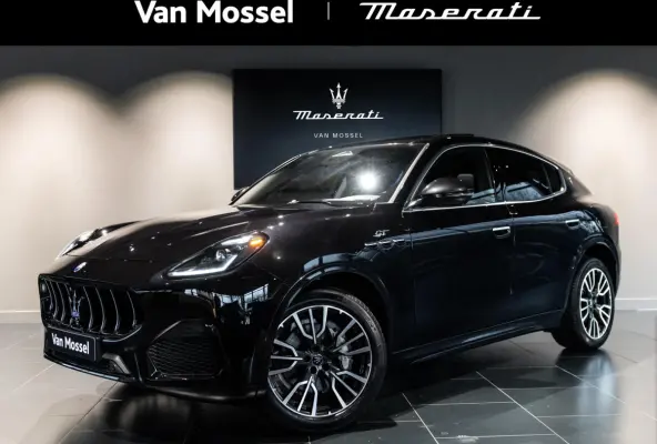 2.0 MHEV GT 300pk | 2 jaar garantie | Stoel- en stuurverwarming | Leder | Panoramadak | 20" velgen | Head Up Display | All Season