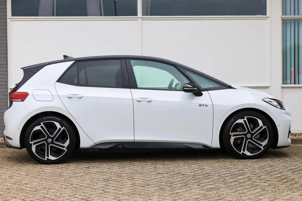 GTX 326pk Performance 79 kWh | SoH 99% | Panoramadak | Assistentie Pakket Plus | Steunhaak