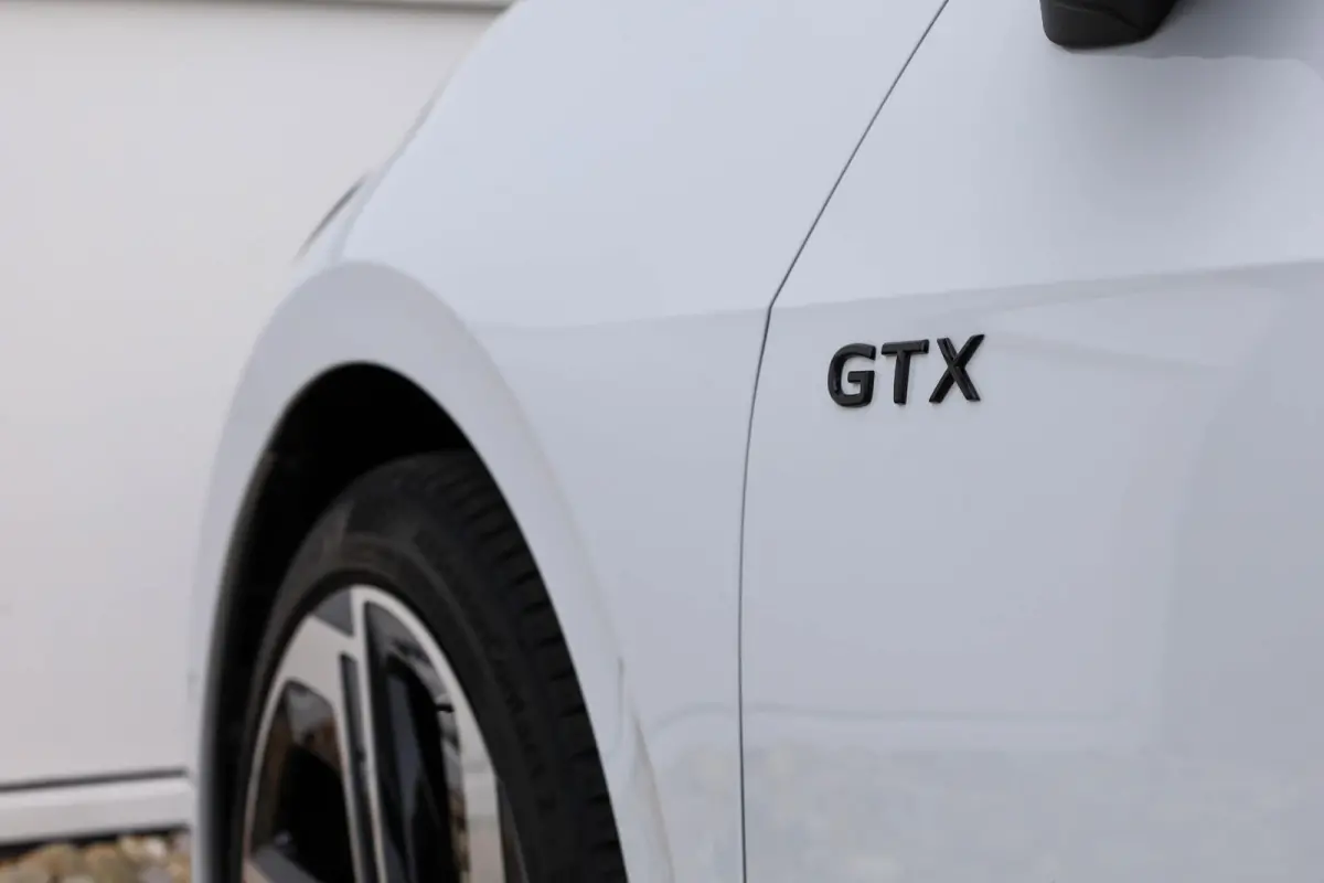 GTX 326pk Performance 79 kWh | SoH 99% | Panoramadak | Assistentie Pakket Plus | Steunhaak