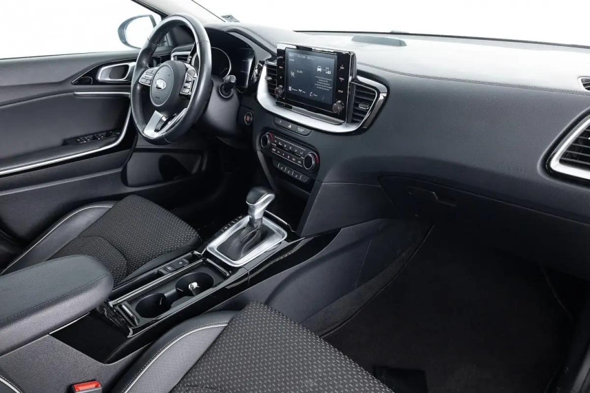1.6 GDi PHEV DynamicLine | CARPLAY | Full LED | Stoelverwarming