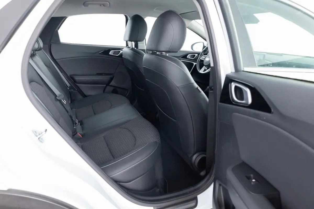 1.6 GDi PHEV DynamicLine | CARPLAY | Full LED | Stoelverwarming