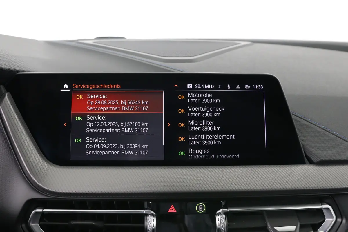 118i Business Edition M Sport | 1e Eigenaar! | Dealer Onderhouden! | Sportstoelen | LED | Clima | Navi | Half Leder | Keyless | Lichtmetalen Velgen | Parkeersensoren V+A
