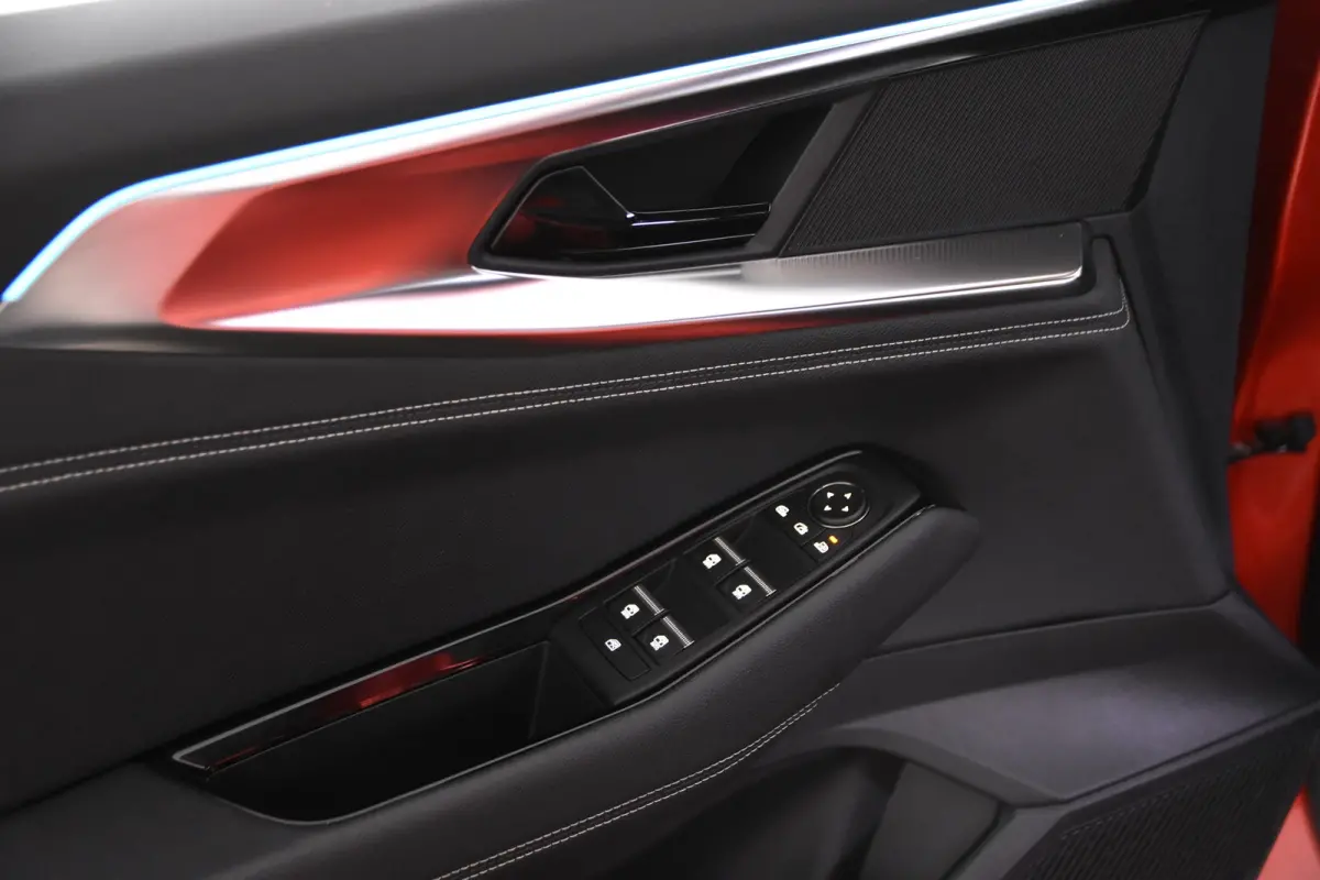 E-Tech full hybrid 200 techno *1ste Eigenaar*Leer*Ambiente*