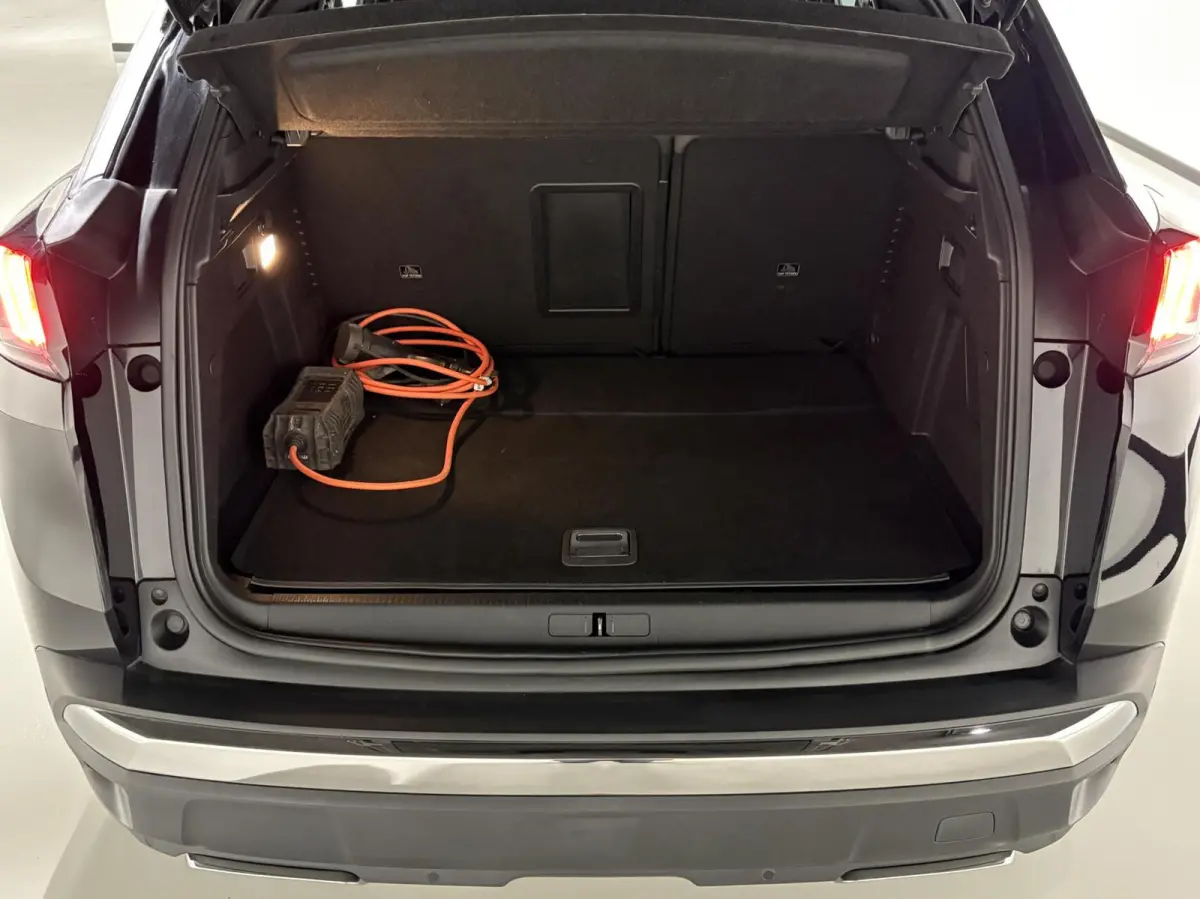 1.6 PHEV HYbrid 225 GT|Massage|360|FOCAL|19 inch|Memory|Carplay|Navi|PDC|ACC|Side assist|Lane Assist|