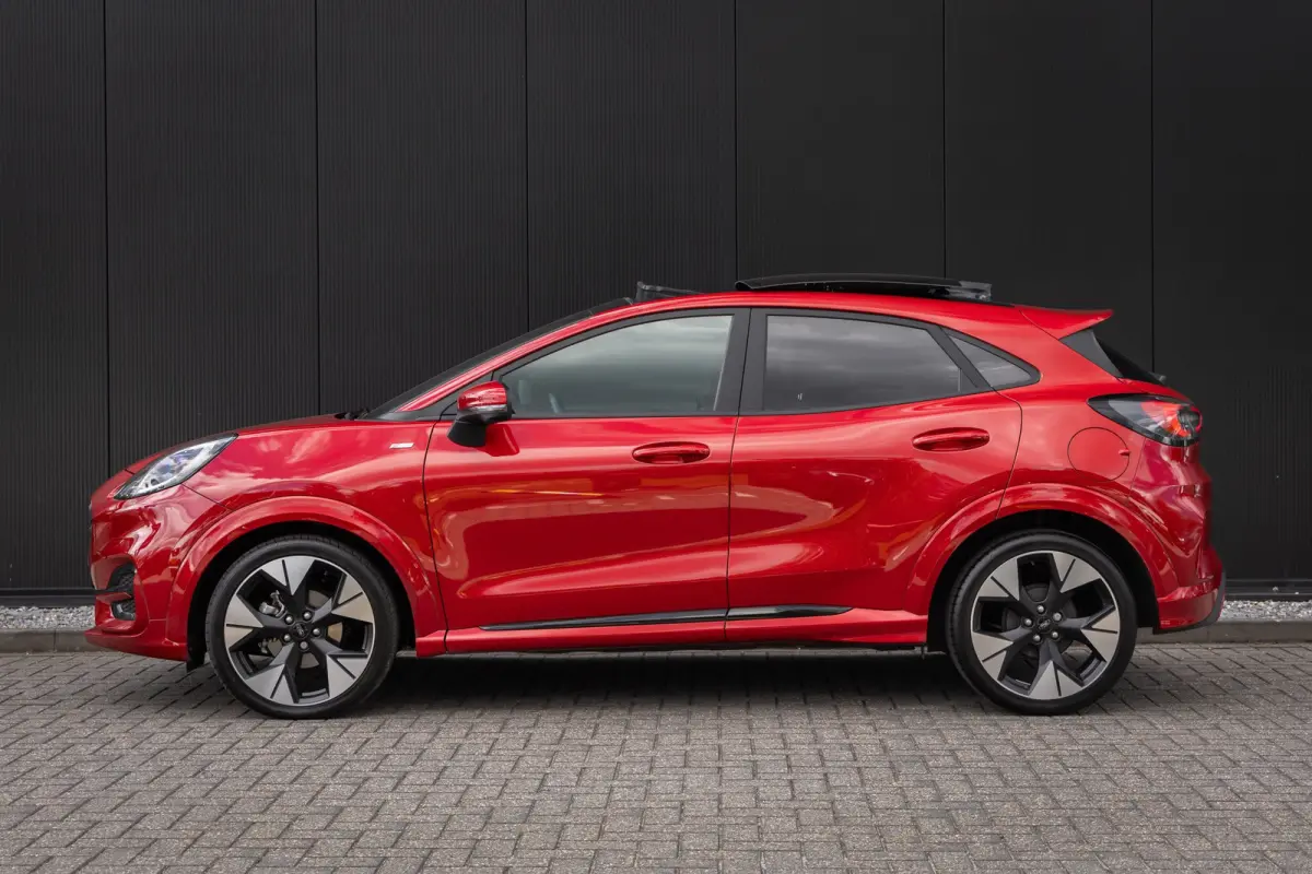 1.0 EcoBoost ST-Line X | Automaat | Matrix LED | Panoramadak | Adaptieve cruise | 19 INCH | Dodehoek detectie | B&O | Elec. achterklep