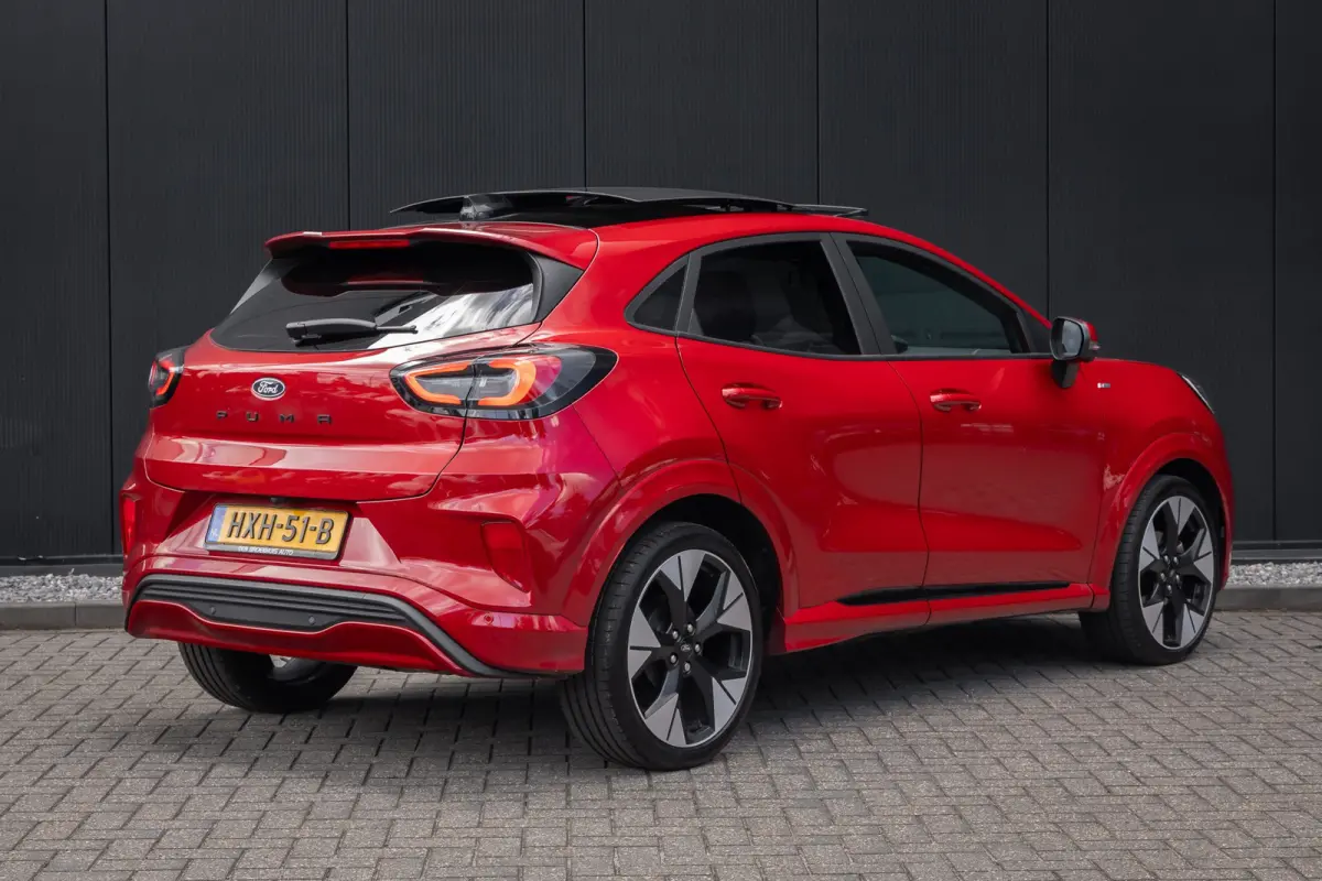 1.0 EcoBoost ST-Line X | Automaat | Matrix LED | Panoramadak | Adaptieve cruise | 19 INCH | Dodehoek detectie | B&O | Elec. achterklep
