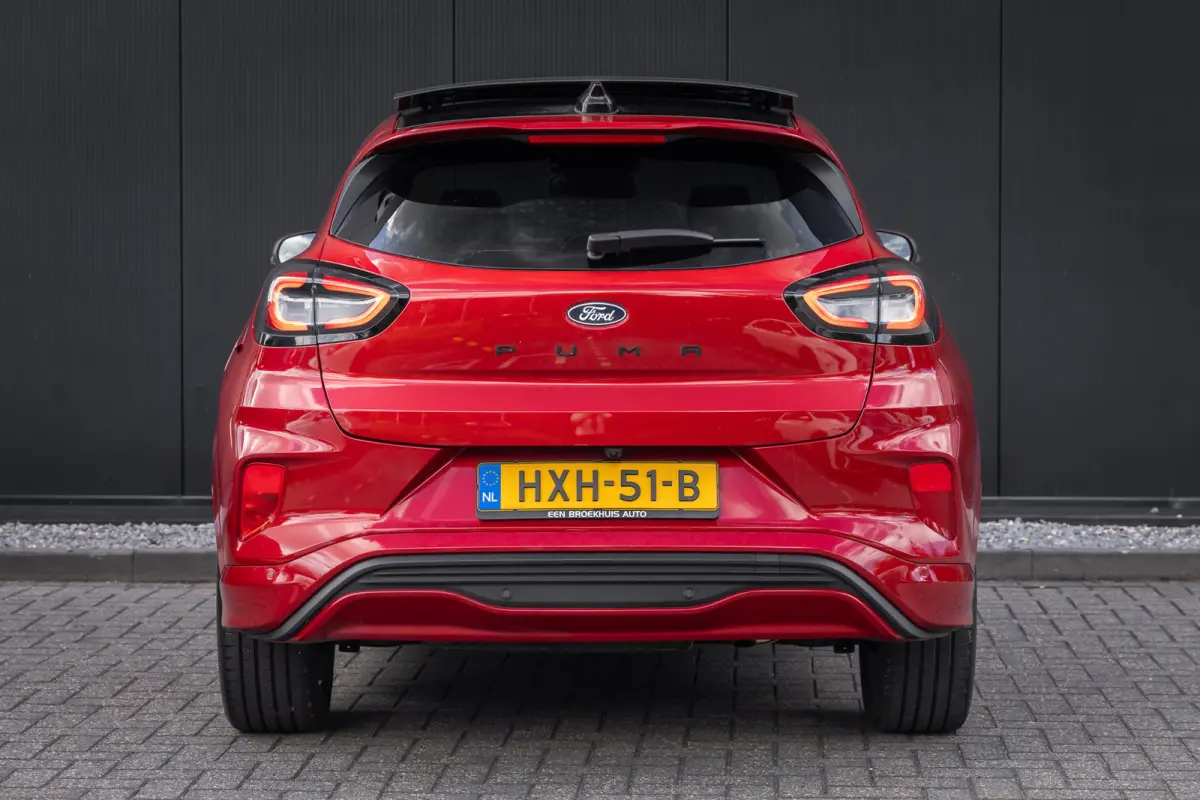 1.0 EcoBoost ST-Line X | Automaat | Matrix LED | Panoramadak | Adaptieve cruise | 19 INCH | Dodehoek detectie | B&O | Elec. achterklep