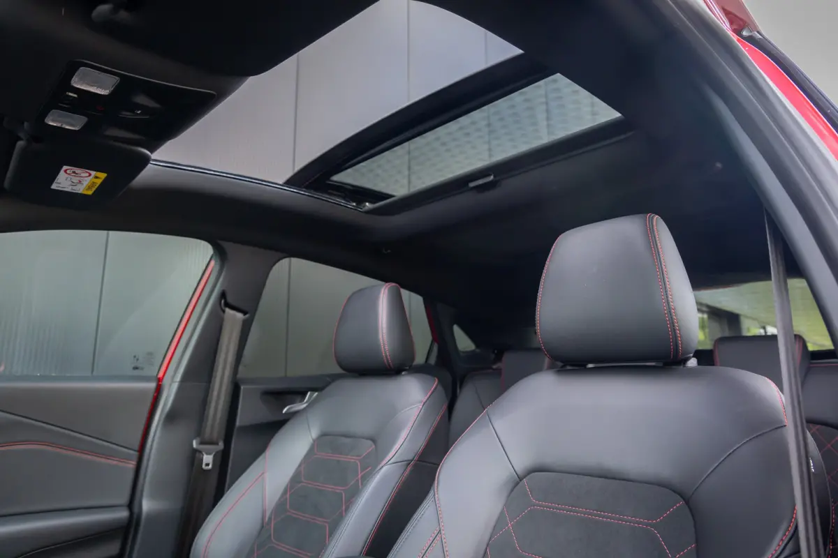 1.0 EcoBoost ST-Line X | Automaat | Matrix LED | Panoramadak | Adaptieve cruise | 19 INCH | Dodehoek detectie | B&O | Elec. achterklep