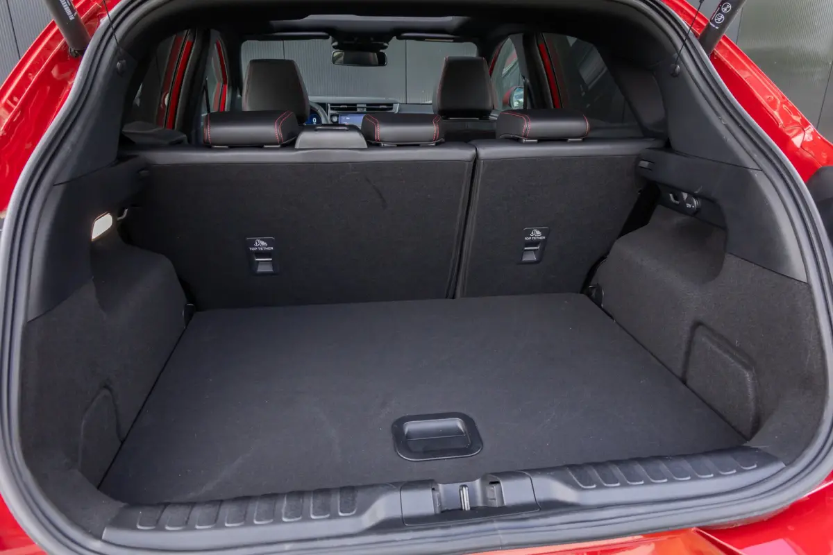 1.0 EcoBoost ST-Line X | Automaat | Matrix LED | Panoramadak | Adaptieve cruise | 19 INCH | Dodehoek detectie | B&O | Elec. achterklep