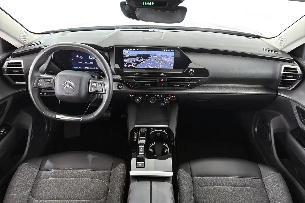 1.6 Plug-in Hybrid 225 Feel Stoelverwarming Adaptieve Cruise Control