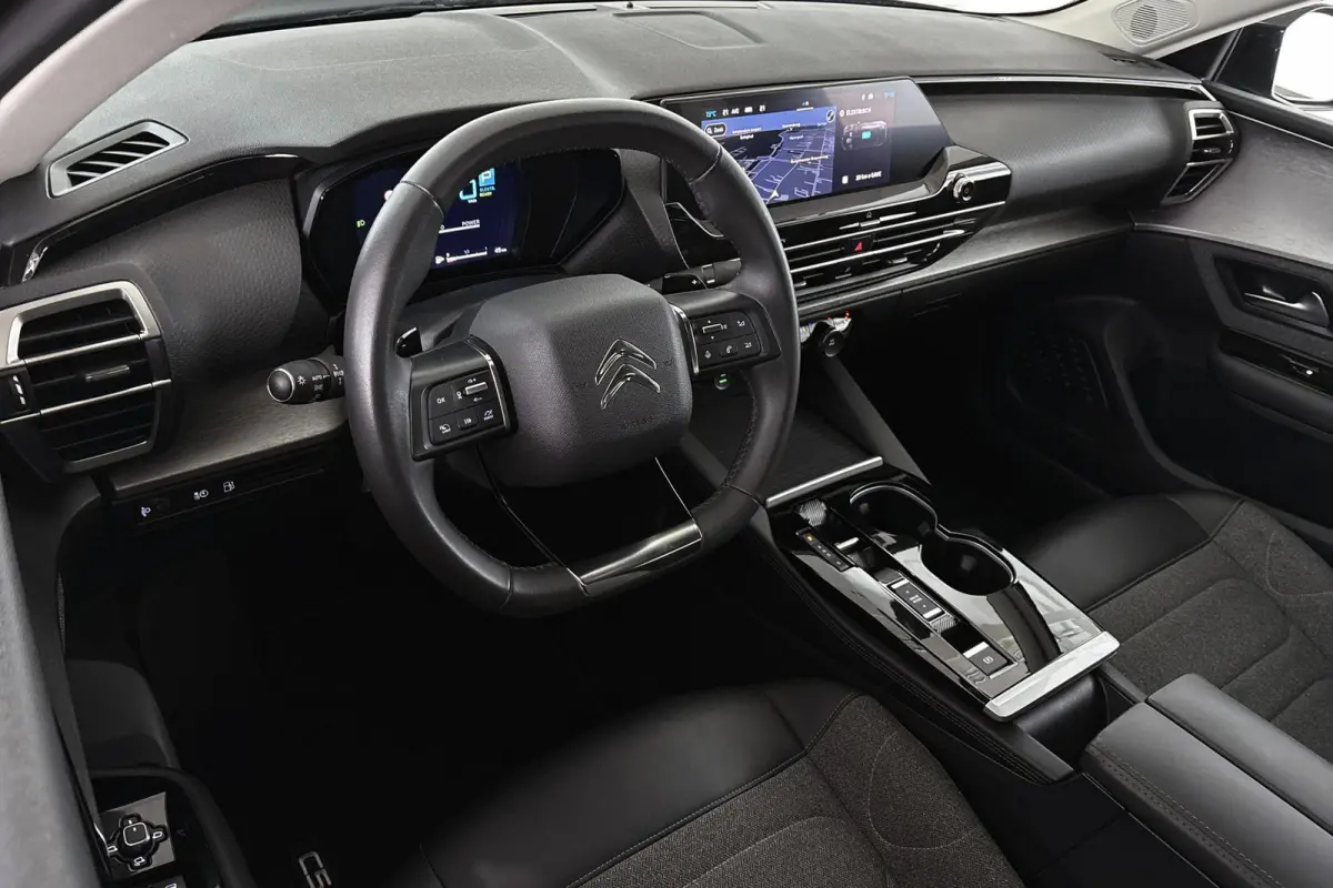 1.6 Plug-in Hybrid 225 Feel Stoelverwarming Adaptieve Cruise Control