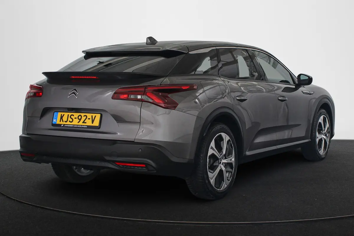 1.6 Plug-in Hybrid 225 Feel Stoelverwarming Adaptieve Cruise Control