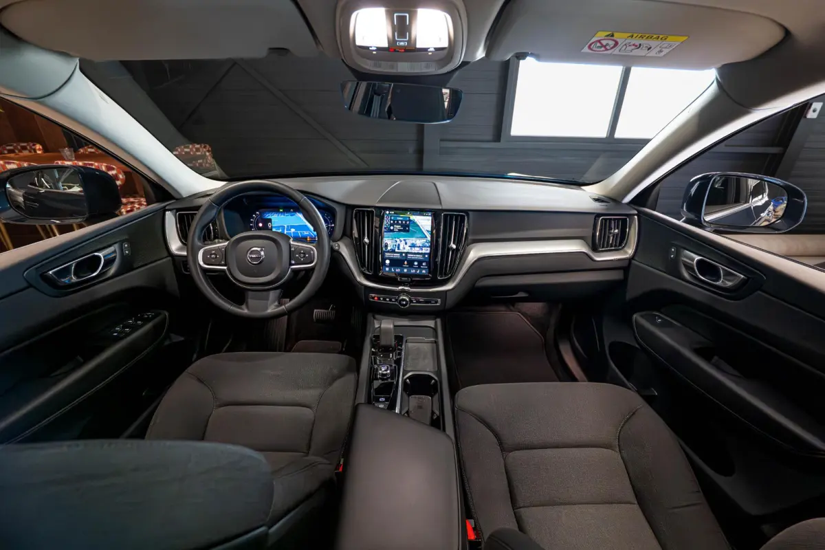 2.0 T6 Plug-in hybrid AWD Essential Edition Bright Schuifdak | Camera
