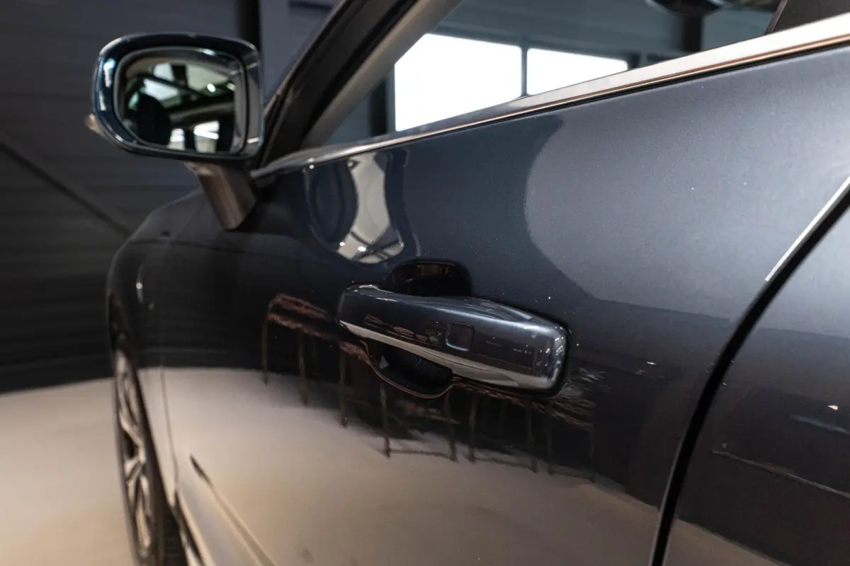 2.0 T6 Plug-in hybrid AWD Essential Edition Bright Schuifdak | Camera