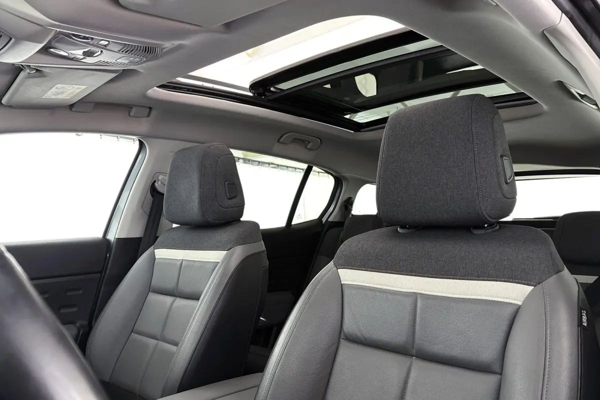 1.6 PureTech Shine Panoramadak Elektrische Achterklep Stoelverwarming