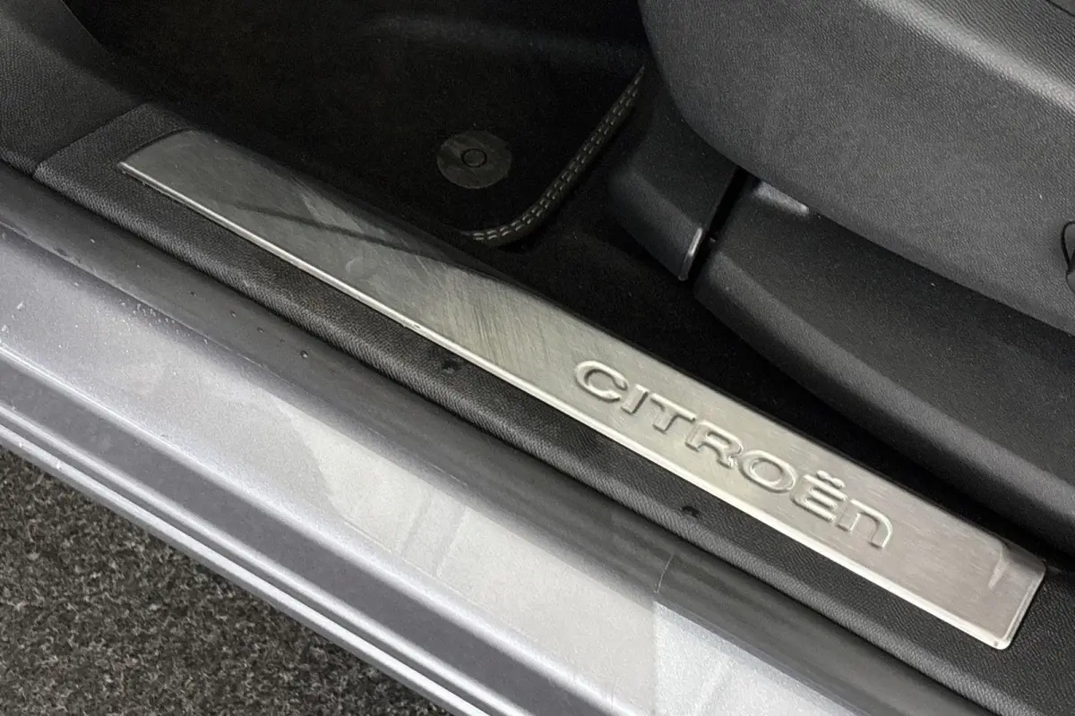 1.6 PureTech Shine Panoramadak Elektrische Achterklep Stoelverwarming