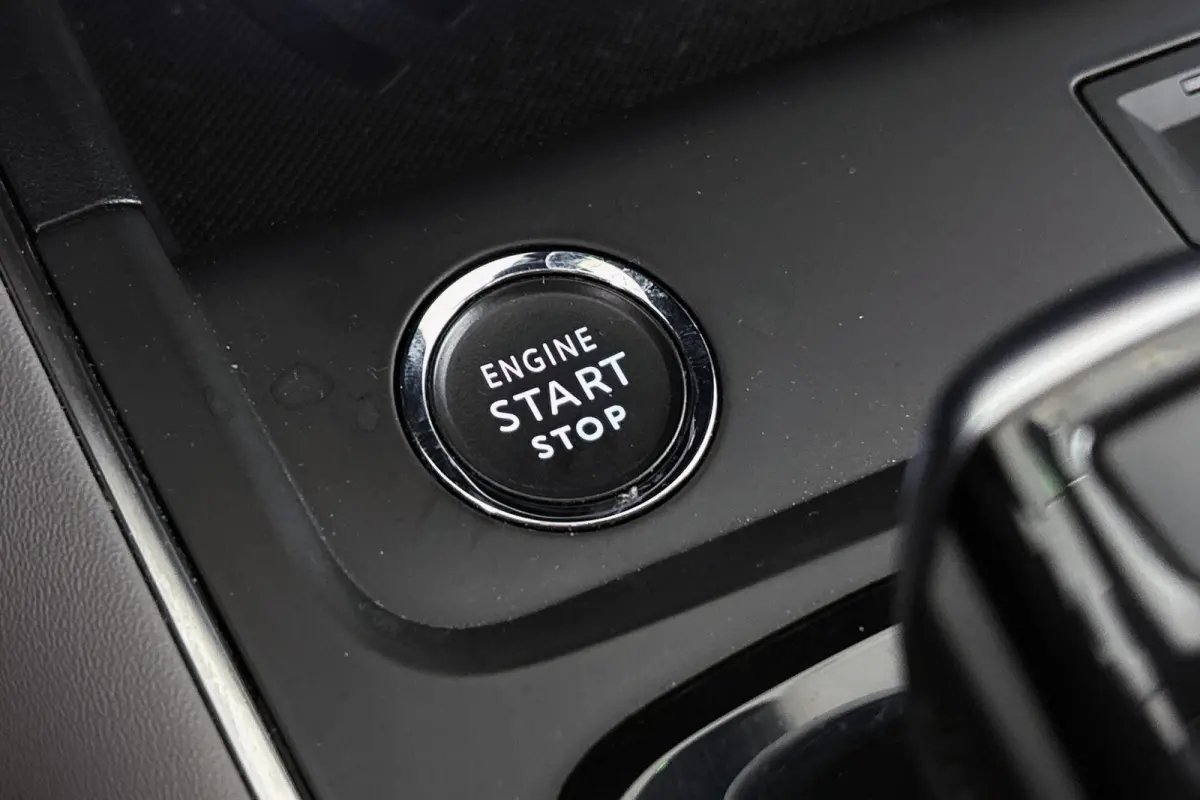 1.6 PureTech Shine Panoramadak Elektrische Achterklep Stoelverwarming