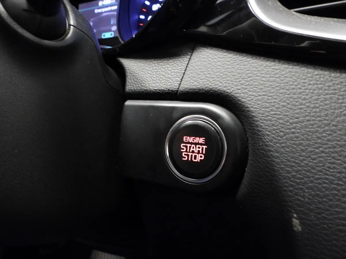 1.6 GDi PHEV Plug-In DynamicPlusLine NAVI/CAMERA/MEMORY/EL.KLEP/18"LMV!