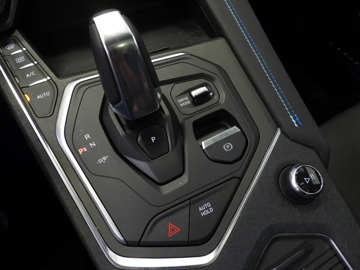 1.5 PHEV Plug-In ZWARTE HEMEL/360CAM/SCHUIFDAK/LED/20"LMV!