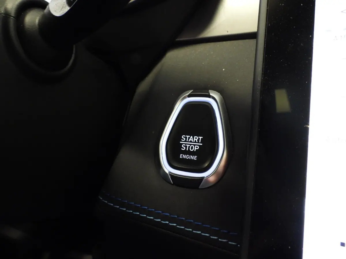 1.5 PHEV Plug-In ZWARTE HEMEL/360CAM/SCHUIFDAK/LED/20"LMV!