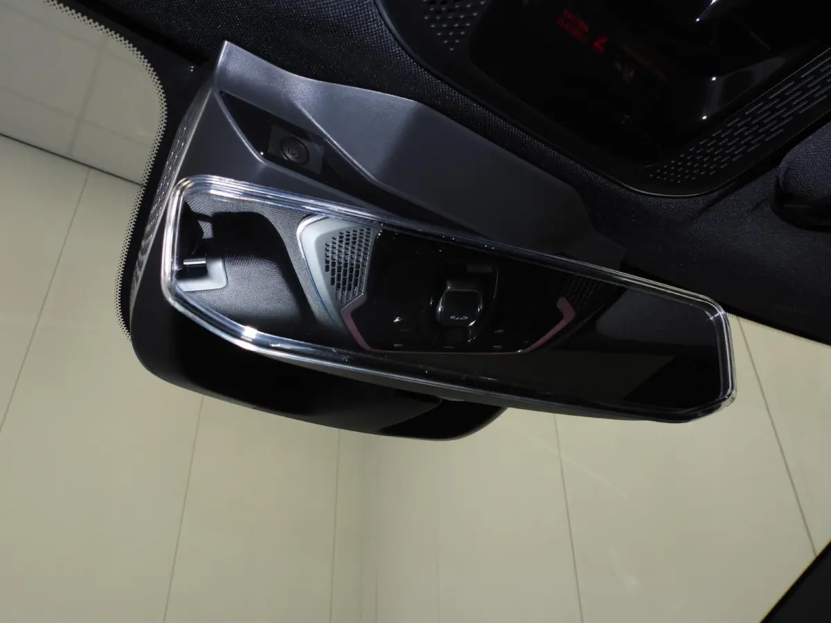 1.5 PHEV Plug-In ZWARTE HEMEL/360CAM/SCHUIFDAK/LED/20"LMV!
