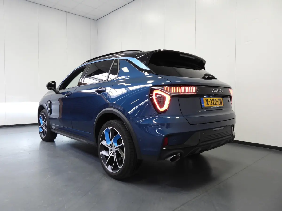 1.5 PHEV Plug-In ZWARTE HEMEL/360CAM/SCHUIFDAK/LED/20"LMV!