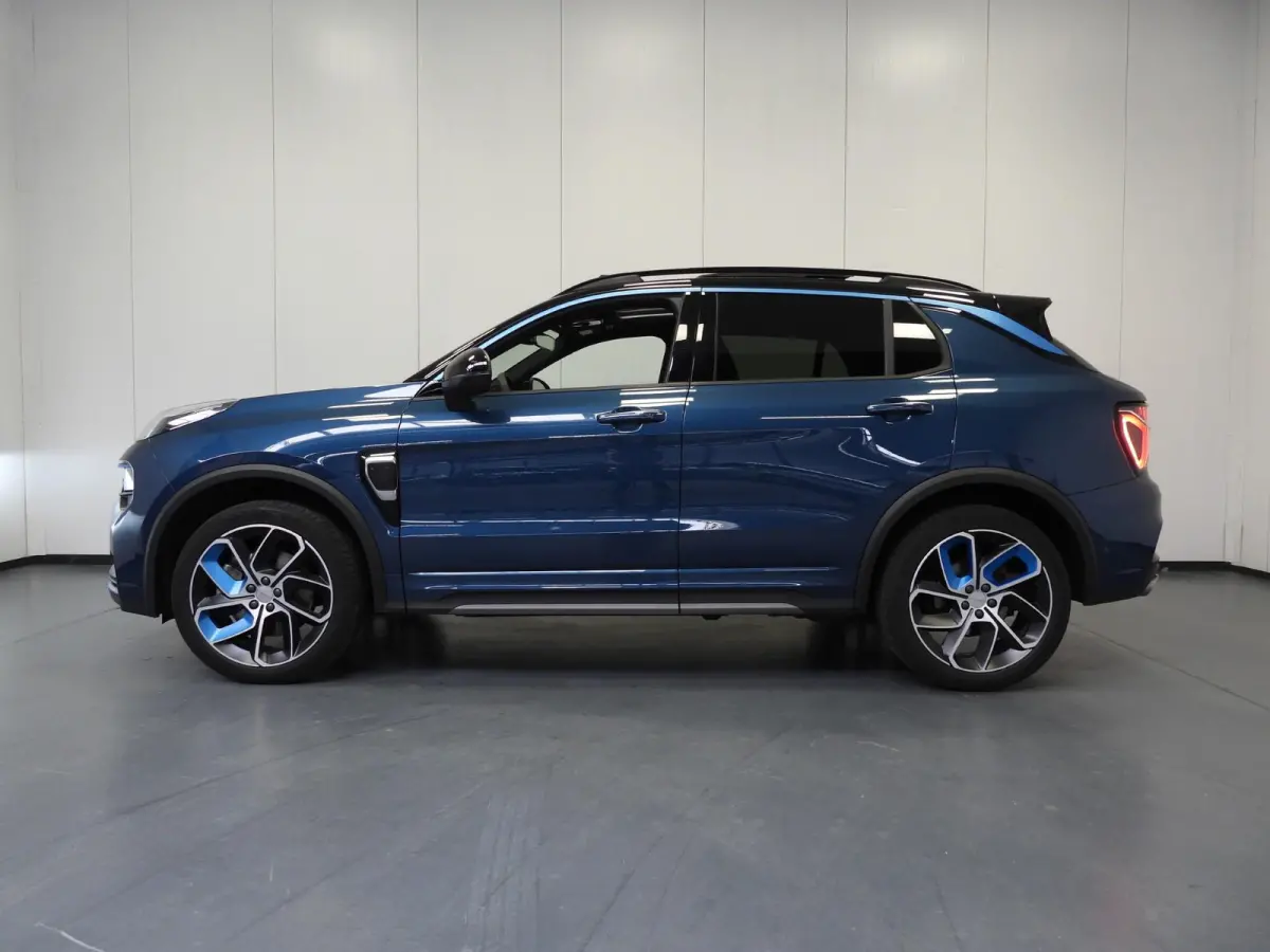 1.5 PHEV Plug-In ZWARTE HEMEL/360CAM/SCHUIFDAK/LED/20"LMV!