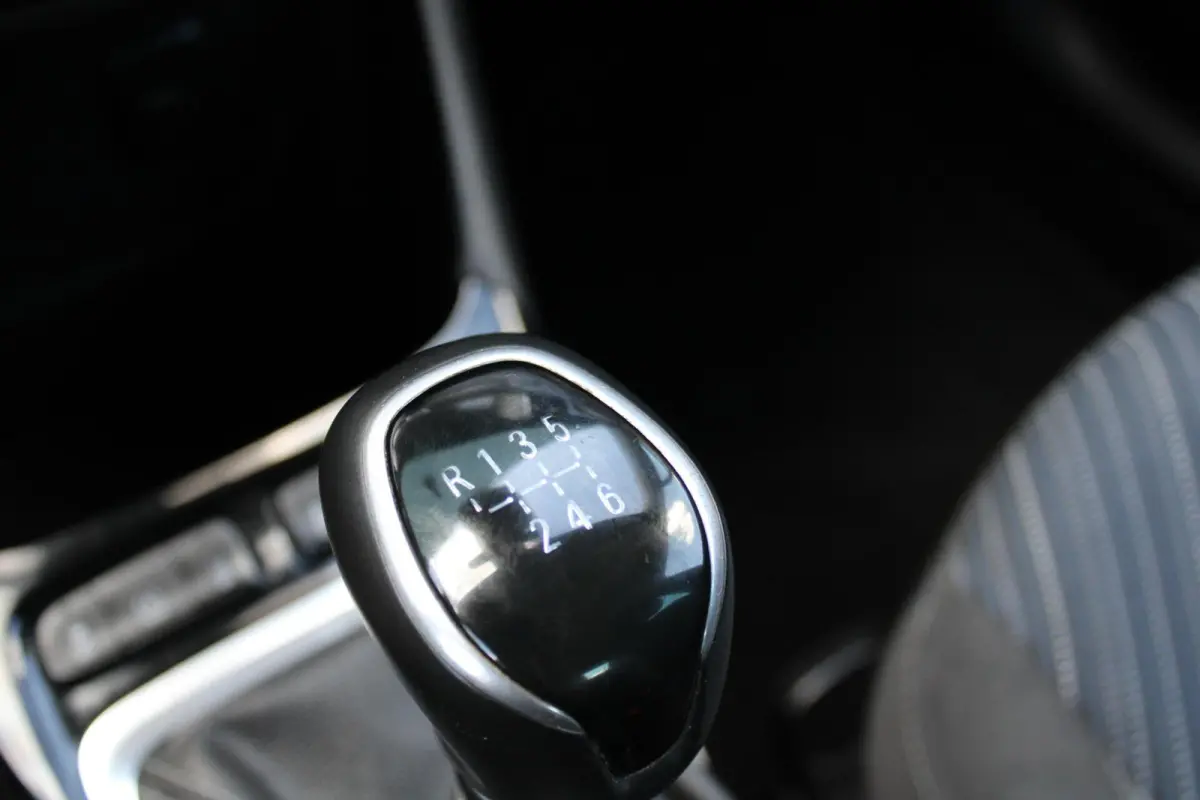 1.2 Turbo 120 Jaar Edition|Distributie Vervangen|Carplay|Airco|Inclusief winterset|