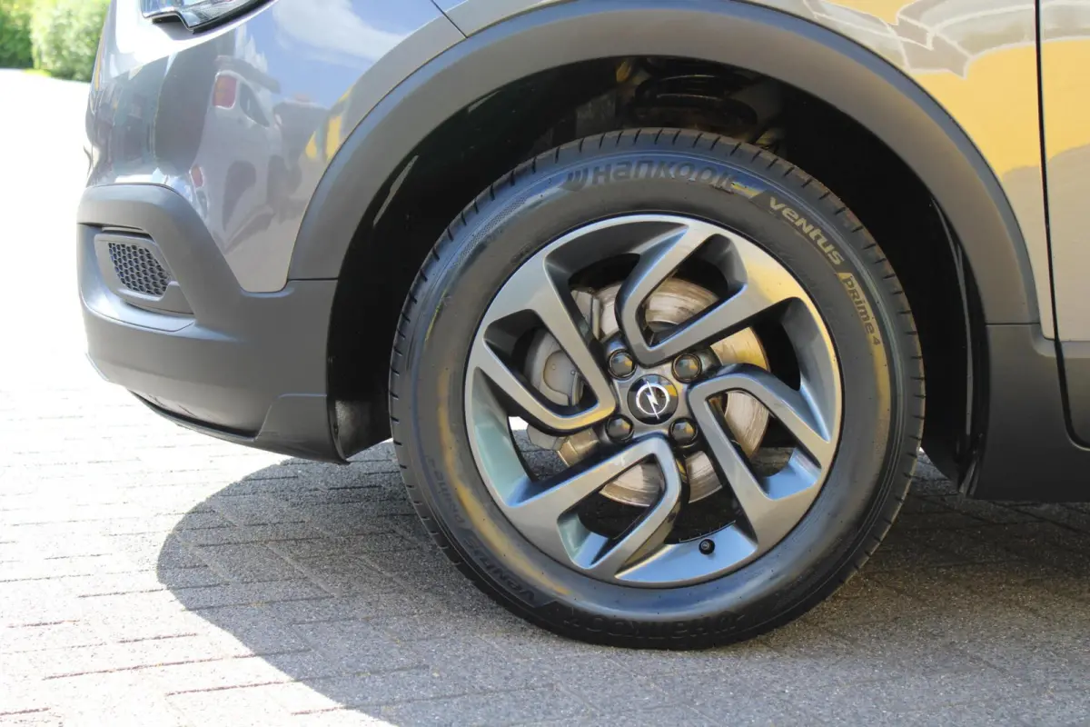 1.2 Turbo 120 Jaar Edition|Distributie Vervangen|Carplay|Airco|Inclusief winterset|