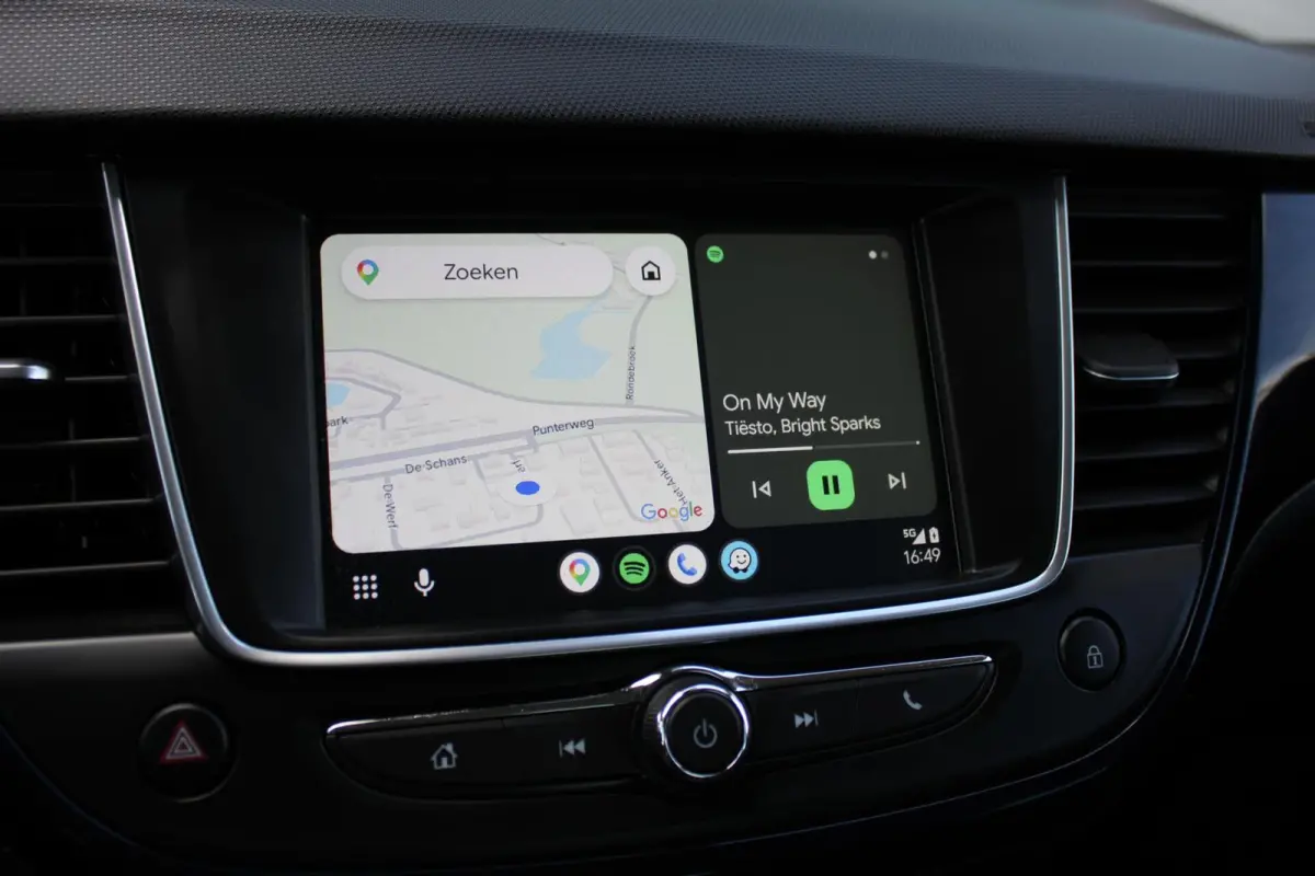 1.2 Turbo 120 Jaar Edition|Distributie Vervangen|Carplay|Airco|Inclusief winterset|