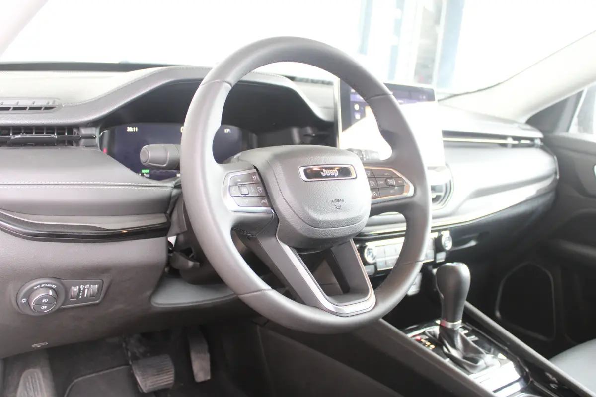 1.5T e-Hybrid S | Camera | Navigatie | ACC | Lederen bekleding | Keyless entry & Start | Full-LED |