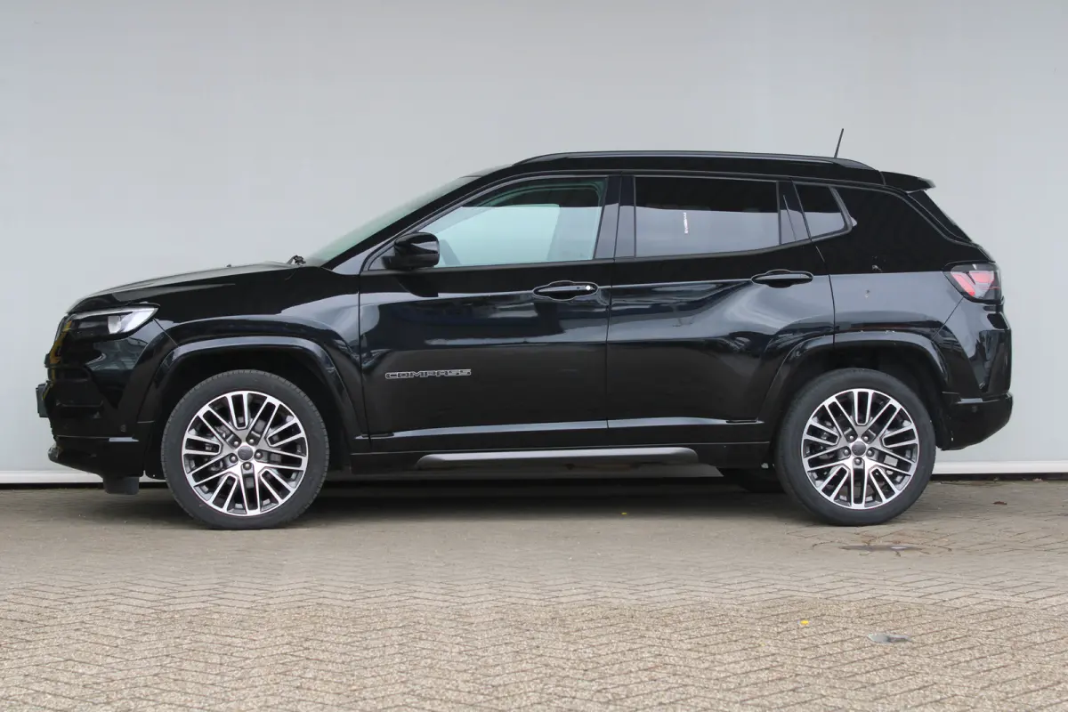 1.5T e-Hybrid S | Camera | Navigatie | ACC | Lederen bekleding | Keyless entry & Start | Full-LED |